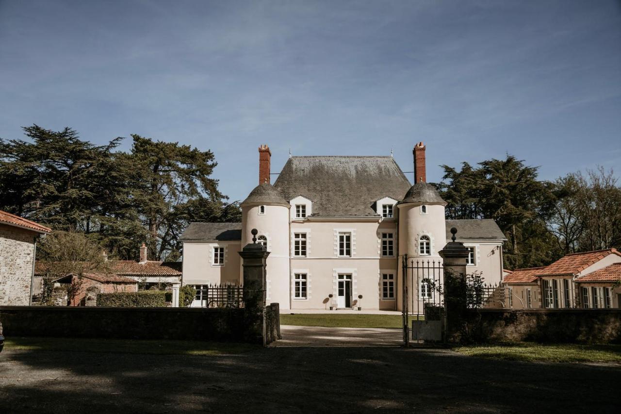 Domaine De La Mazure Bed & Breakfast La Chapelle-Basse-Mer Eksteriør bilde